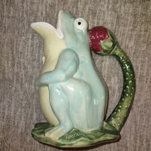 Majolica frog pitcher with makers stamp!